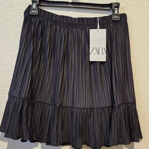 Zara Black Pleated Women's Skirt New With Tags